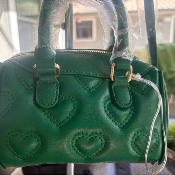 NWT, Like Dreams, Green Heart-Patterned Mini Bowling crossbody Bag. - Picture 7 of 8